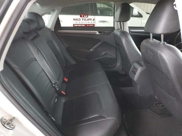 1VWDT7A36HC057983 - 2017 VOLKSWAGEN PASSAT R-LINE Ağ foto 10