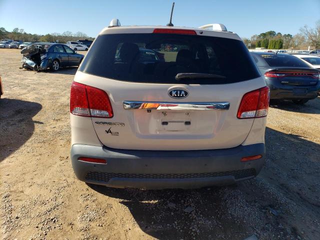 5XYKT3A18BG044401 - 2011 KIA SORENTO BASE CREAM photo 6