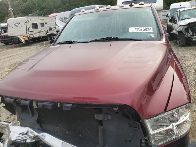 3C63RRHL2JG422880 - 2018 RAM 3500 SLT BURGUNDY photo 5