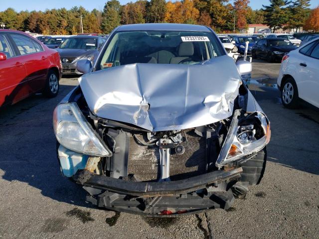 3N1BC13E79L498066 - 2009 NISSAN VERSA S SILVER photo 5