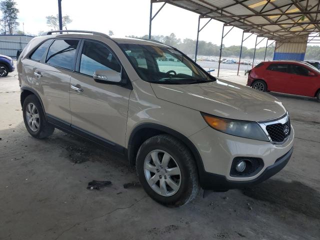 5XYKT4A69CG188607 - 2012 KIA SORENTO BASE TAN photo 4