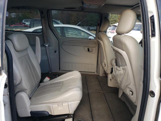 2A4GP54L56R887518 - 2006 CHRYSLER TOWN & COU TOURING WHITE photo 11