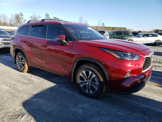 5TDGZRBH9NS211598 - 2022 TOYOTA HIGHLANDER XLE Bordo foto 4