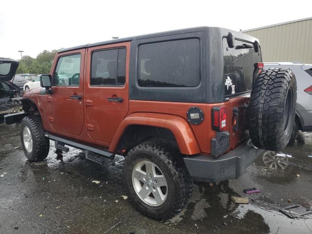 1C4BJWEGXEL213025 - 2014 JEEP WRANGLER U SAHARA ORANGE photo 2