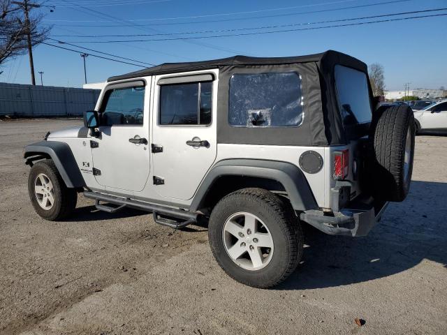 1J4GA39138L509223 - 2008 JEEP WRANGLER U X SILVER photo 2