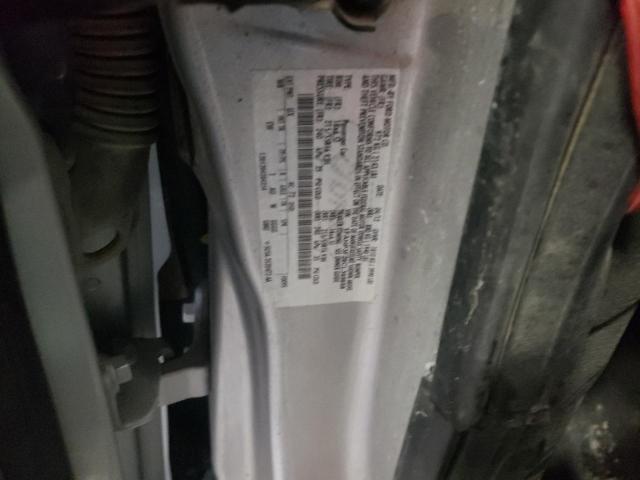 1FAHP3F28CL395658 - 2012 FORD FOCUS SE SILVER photo 12