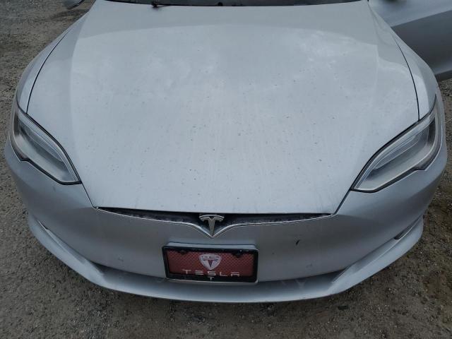 5YJSA1E20HF217132 - 2017 TESLA MODEL S Արծաթագույն լուսանկար 11