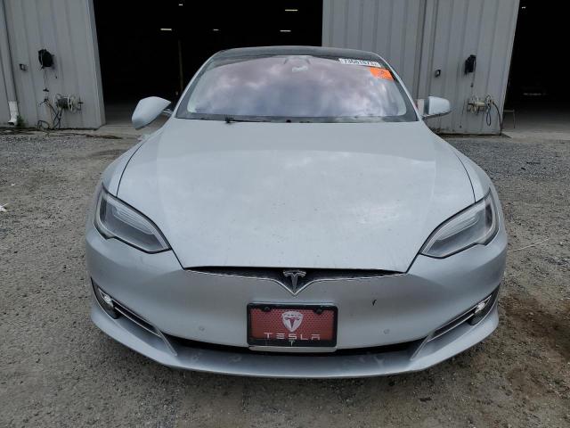 5YJSA1E20HF217132 - 2017 TESLA MODEL S Արծաթագույն լուսանկար 5