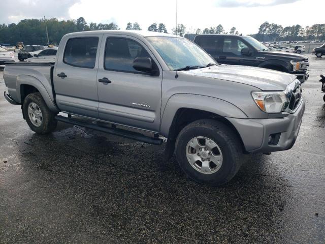 3TMJU4GN7FM183050 - 2015 TOYOTA TACOMA DOUBLE CAB PRERUNNER SILVER photo 4