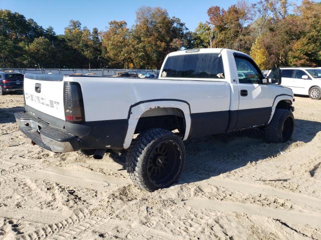 1GCGC24U32Z158992 - 2002 CHEVROLET SILVERADO C2500 WHITE photo 3