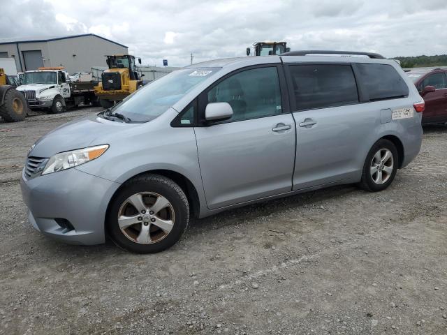 2016 TOYOTA SIENNA LE, 