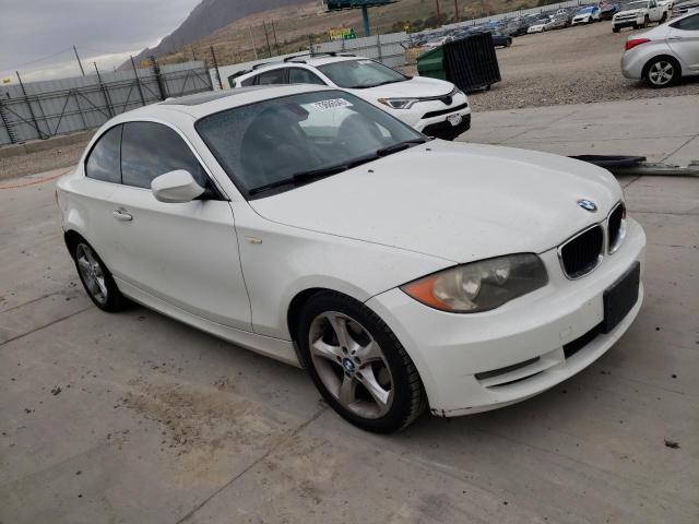 WBAUP7C52AVK76811 - 2010 BMW 128 I WHITE photo 4