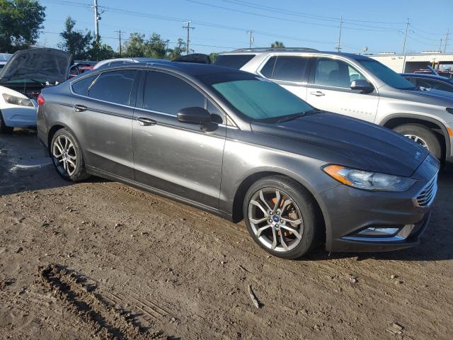 3FA6P0H79HR334763 - 2017 FORD FUSION SE CHARCOAL photo 4