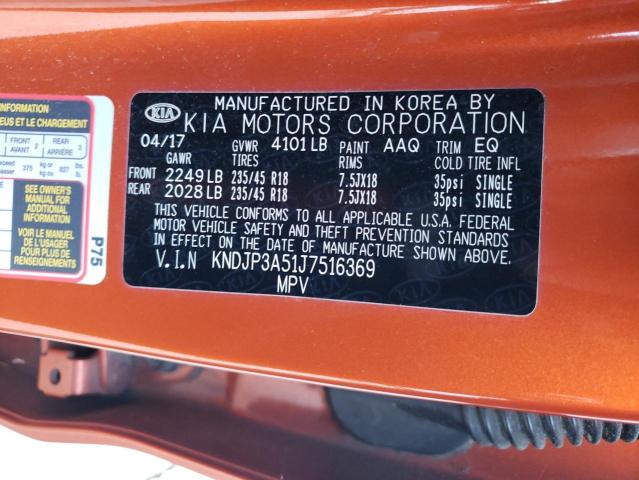 KNDJP3A51J7516369 - 2018 KIA SOUL + ORANGE photo 12