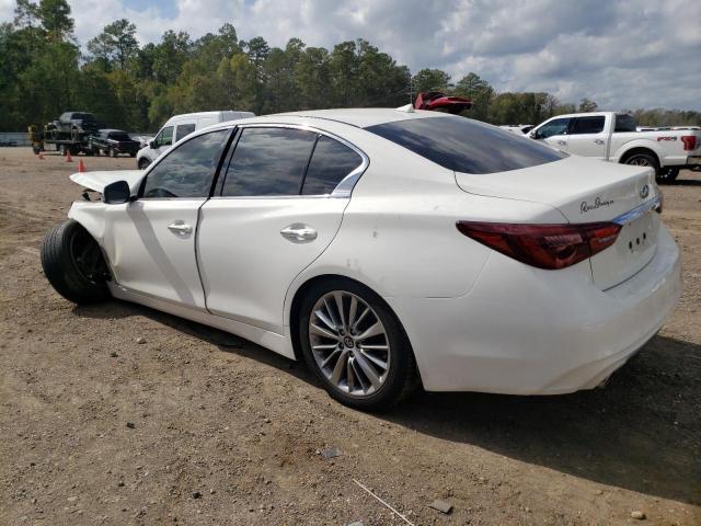 JN1EV7AP1JM360600 - 2018 INFINITI Q50 LUXE WHITE photo 2