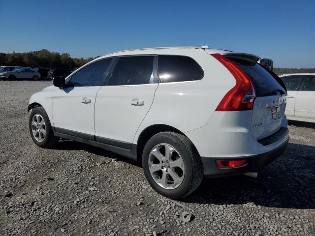 YV4952DL6D2373561 - 2013 VOLVO XC60 3.2 WHITE photo 2