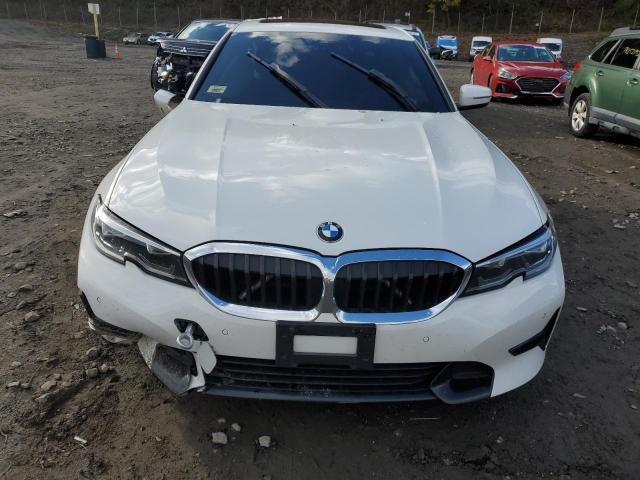 WBA5R7C50KFH16411 - 2019 BMW 330XI WHITE photo 5