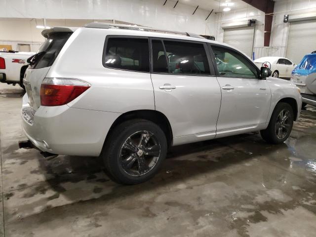 JTEES43A682011723 - 2008 TOYOTA HIGHLANDER SPORT SILVER photo 3