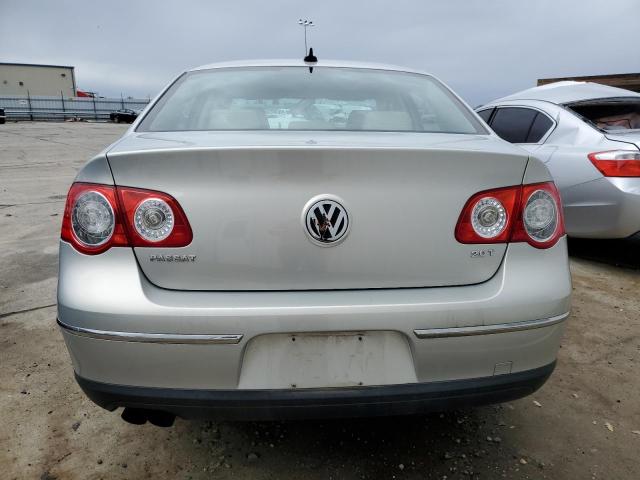 WVWJM7AN6AE080128 - 2010 VOLKSWAGEN PASSAT KOMFORT SILVER photo 6