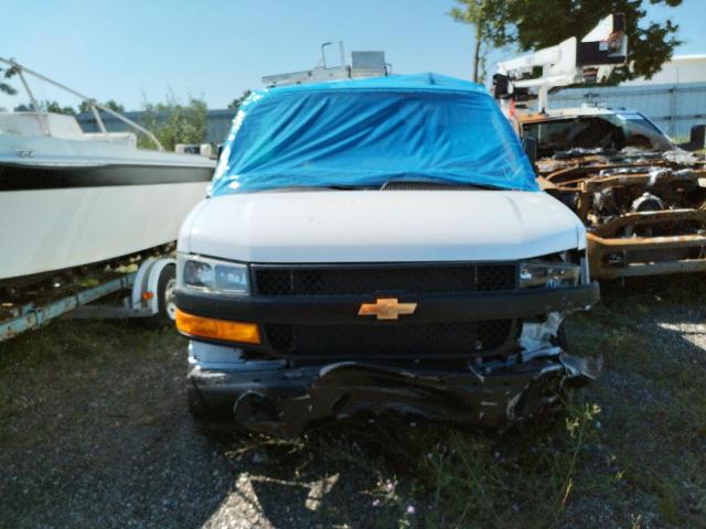 1GCWGBFP3P1101804 - 2023 CHEVROLET EXPRESS G2 WHITE photo 5