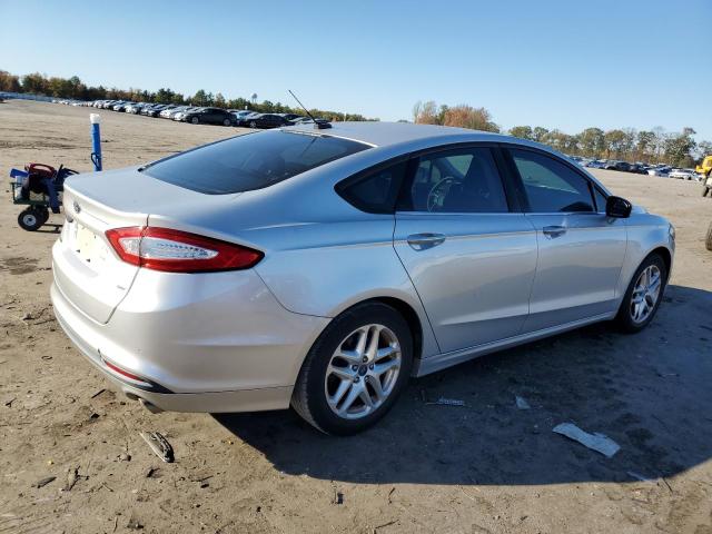 3FA6P0H7XDR117071 - 2013 FORD FUSION SE SILVER photo 3