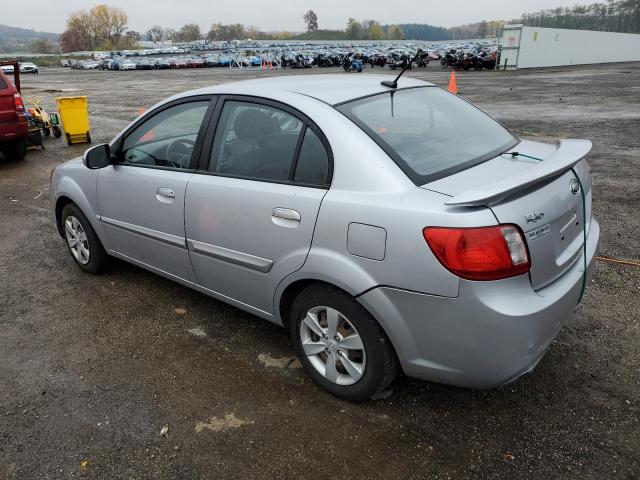 KNADH4A31B6925412 - 2011 KIA RIO BASE SILVER photo 2