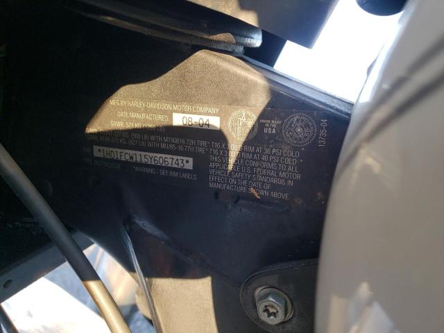 1HD1FCW115Y606743 - 2005 HARLEY-DAVIDSON FLHTCUI 白色 照片 10