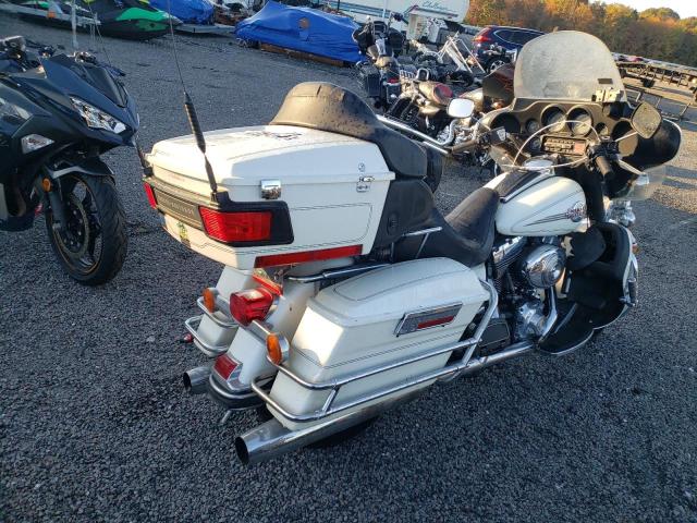 1HD1FCW115Y606743 - 2005 HARLEY-DAVIDSON FLHTCUI 白色 照片 4