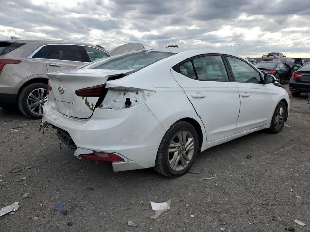 5NPD84LF5KH408453 - 2019 HYUNDAI ELANTRA SEL WHITE photo 3