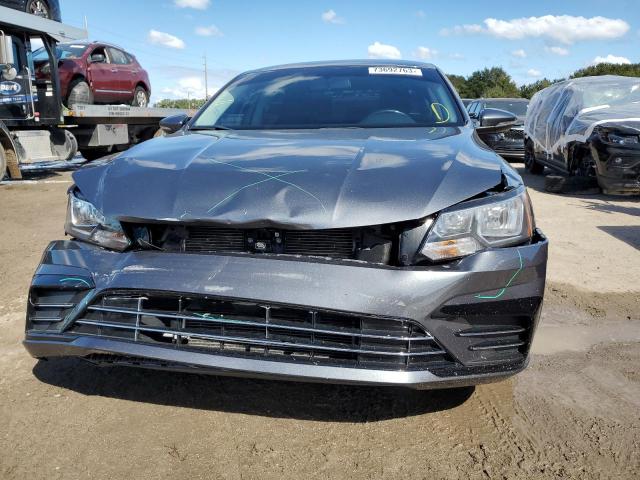 1VWDT7A31HC067191 - 2017 VOLKSWAGEN PASSAT R-LINE Boz foto 5