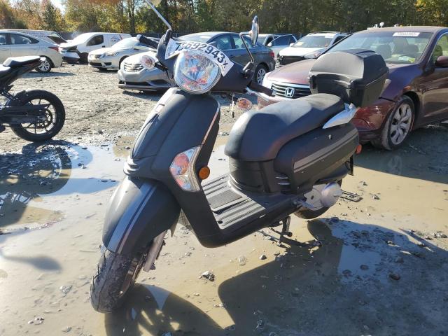 LC2D2H129HC100583 - 2017 KYMCO USA INC LIKE 200I BLACK photo 2