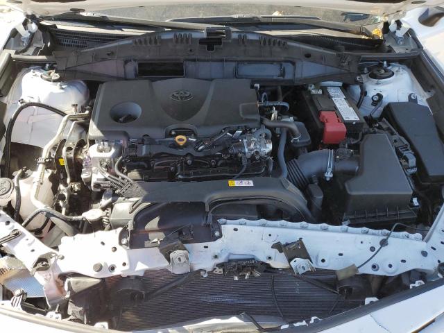 4T1G11AK2RU852899 - 2024 TOYOTA CAMRY SE NIGHT SHADE WHITE photo 11