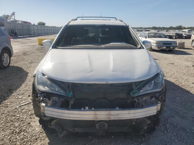 2C4RC1BG9KR576547 - 2019 CHRYSLER PACIFICA TOURING L WHITE photo 5