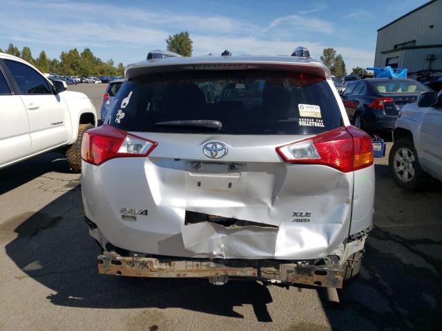 2T3RFREV7FW239452 - 2015 TOYOTA RAV4 XLE SILVER photo 6