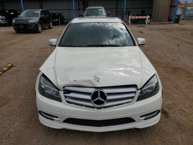 WDDGF5EB9BA519328 - 2011 MERCEDES-BENZ C 300 WHITE photo 5