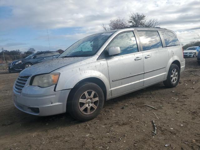 2A4RR5D12AR461022 - 2010 CHRYSLER TOWN & COU TOURING ვერცხლისფერი ფოტო 1