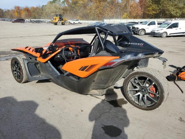 57XAARHB5P8156307 - 2023 POLARIS SLINGSHOT R ORANGE photo 3