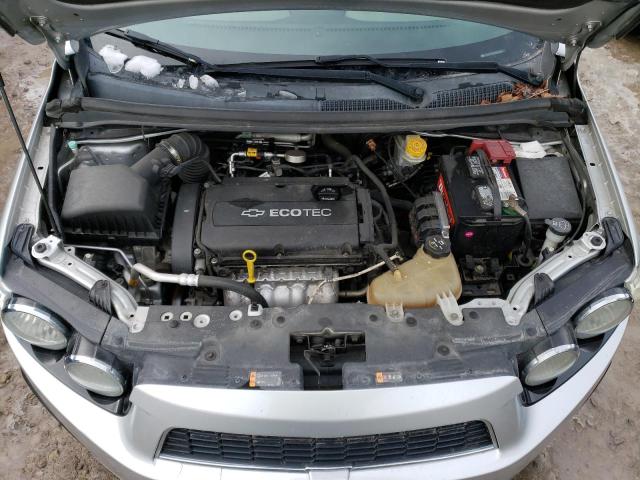 1G1JA5SH8D4229261 - 2013 CHEVROLET SONIC LS 银色 照片 11