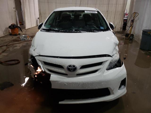 2T1BU4EE3CC769840 - 2012 TOYOTA COROLLA BASE WHITE photo 5