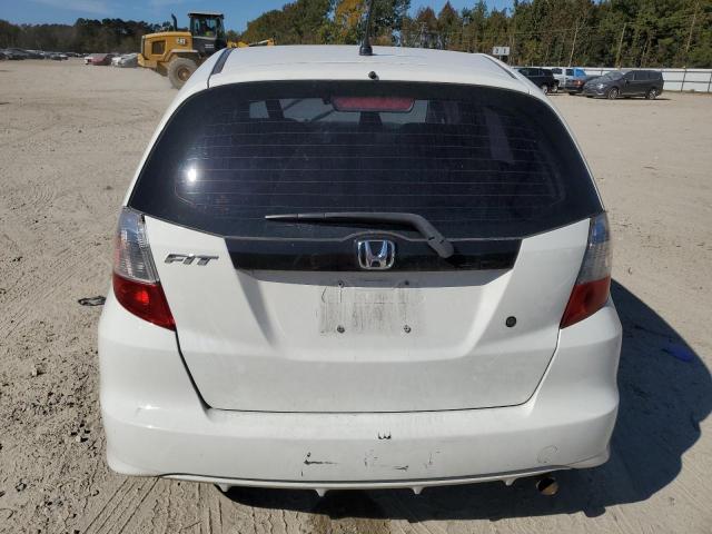 JHMGE8H26AS002733 - 2010 HONDA FIT WHITE photo 6