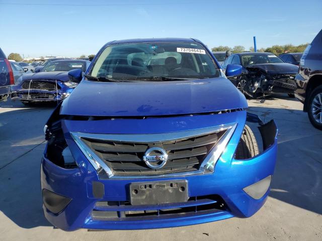 3N1CN7AP0GL833591 - 2016 NISSAN VERSA S BLUE photo 5