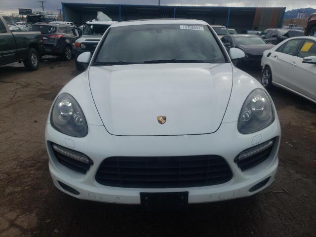 WP1AC2A25CLA84695 - 2012 PORSCHE CAYENNE TURBO WHITE photo 5