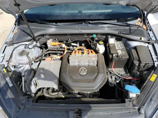 WVWKP7AU4FW905426 - 2015 VOLKSWAGEN E-GOLF LIMITED SILVER photo 11