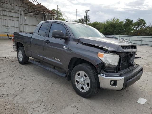 5TFRW5F18GX198296 - 2016 TOYOTA TUNDRA DOUBLE CAB SR/SR5 GRAY photo 4
