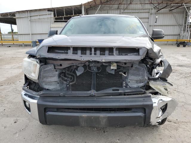 5TFRW5F18GX198296 - 2016 TOYOTA TUNDRA DOUBLE CAB SR/SR5 GRAY photo 5