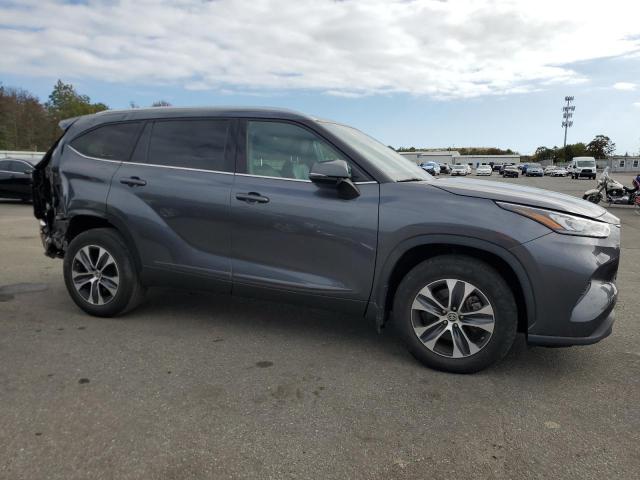 5TDHZRBH6LS030282 - 2020 TOYOTA HIGHLANDER XLE Gümüş foto 4