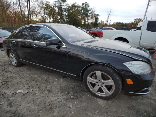 WDDNG8GB5BA376669 - 2011 MERCEDES-BENZ S 550 4MATIC BLACK photo 4