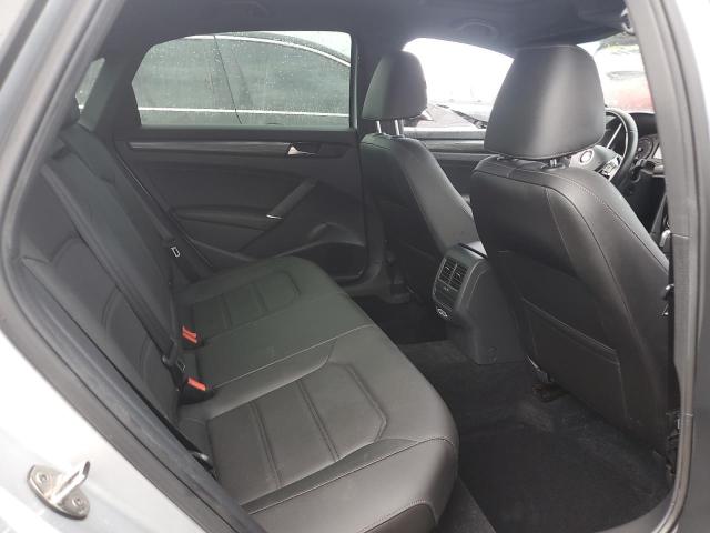 1VWMA7A36MC013613 - 2021 VOLKSWAGEN PASSAT R-LINE Gümüş foto 10