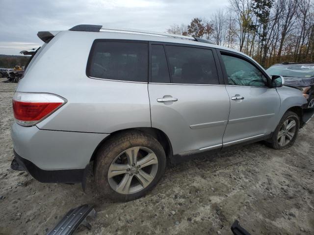 5TDDK3EH0CS117784 - 2012 TOYOTA HIGHLANDER LIMITED SILVER photo 3