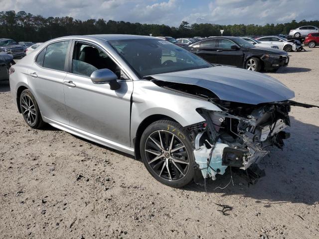 4T1T11BK1PU099747 - 2023 TOYOTA CAMRY SE NIGHT SHADE SILVER photo 4